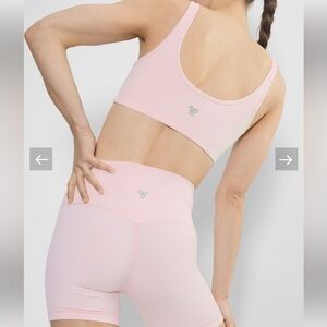 Aritzia Golden Matching set pink size medium